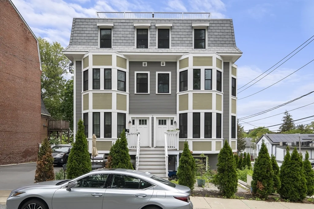 4 bed, 2 bath apartment for rent at 9 Cedar St Unit 1, Roxbury — photo 1 of 25