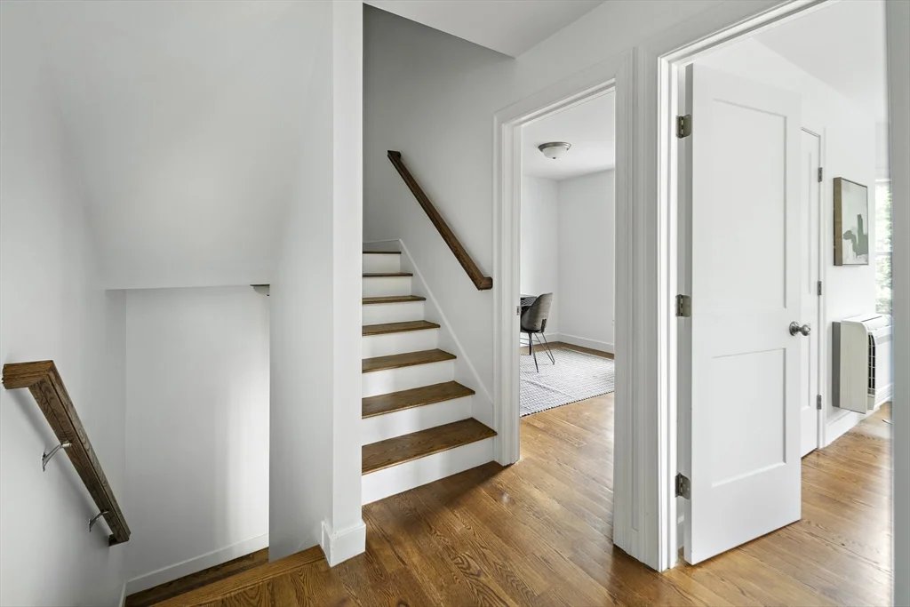 4 bed, 2 bath apartment for rent at 9 Cedar St Unit 1, Roxbury — photo 12 of 25
