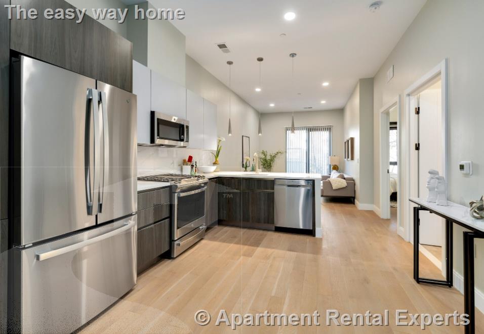 1 bed, 1 bath apartment for rent at 9 Central St Unit 102, Spring Hill — photo 2 of 7