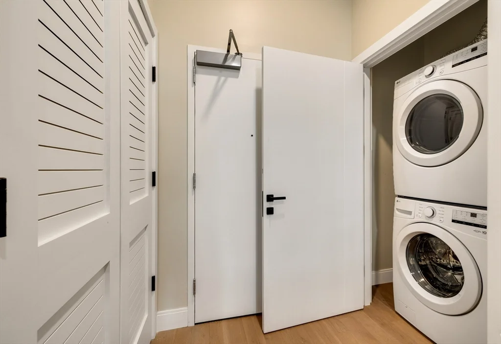 1 bed, 1 bath apartment for rent at 9 Central St Unit 103, Spring Hill — photo 9 of 14