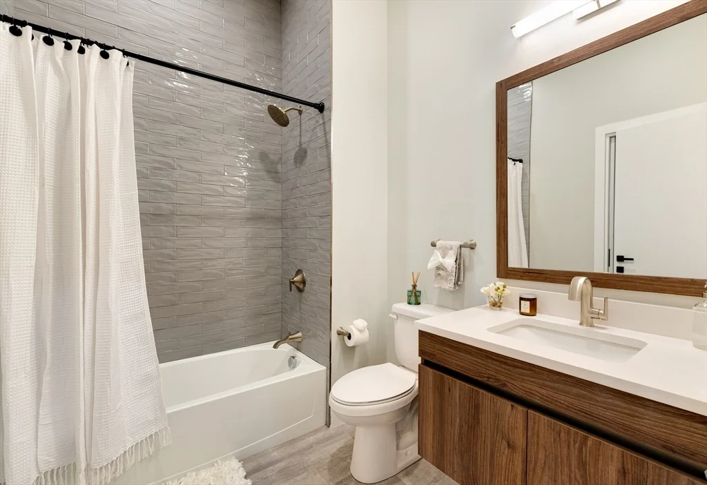 1 bed, 1 bath apartment for rent at 9 Central St Unit 103, Spring Hill — photo 10 of 14