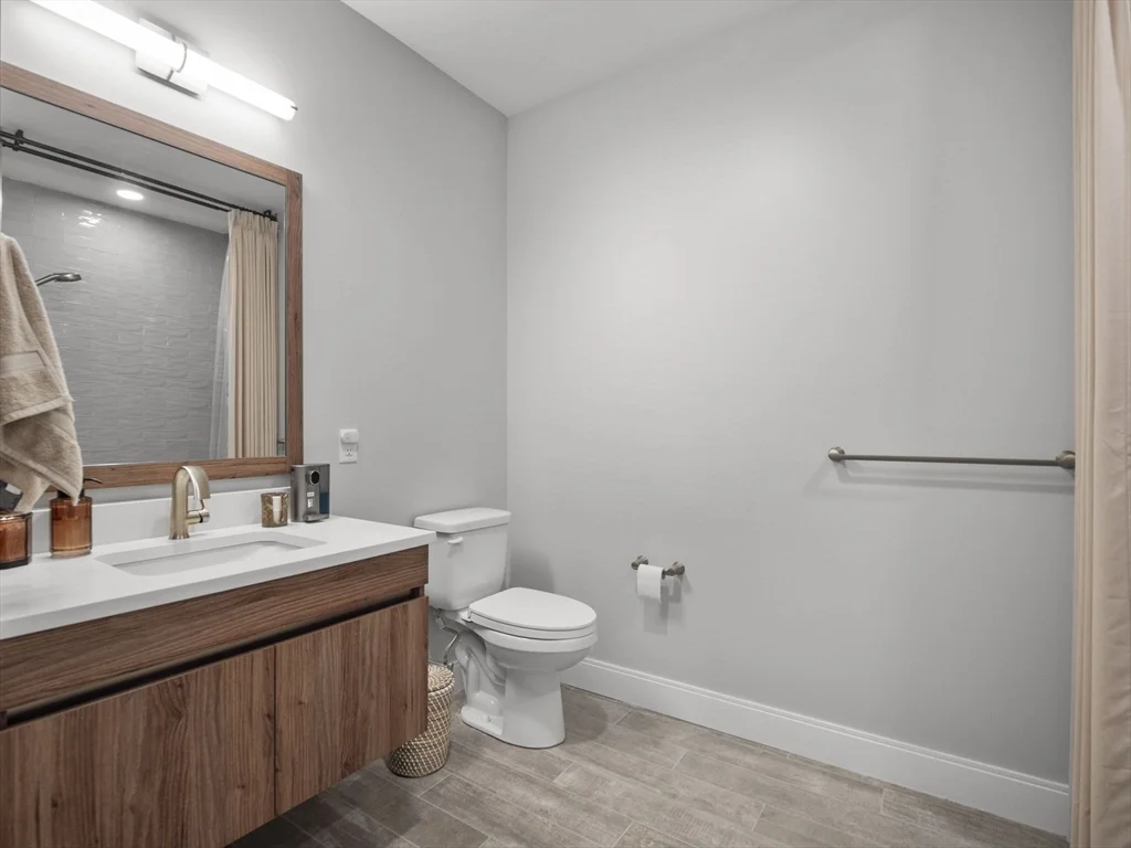 2 bed, 2 bath apartment for rent at 9 Central St Unit 104, Spring Hill — photo 5 of 20