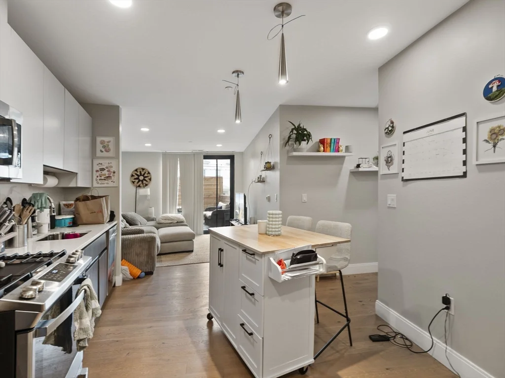 2 bed, 2 bath apartment for rent at 9 Central St Unit 107, Spring Hill — photo 9 of 35