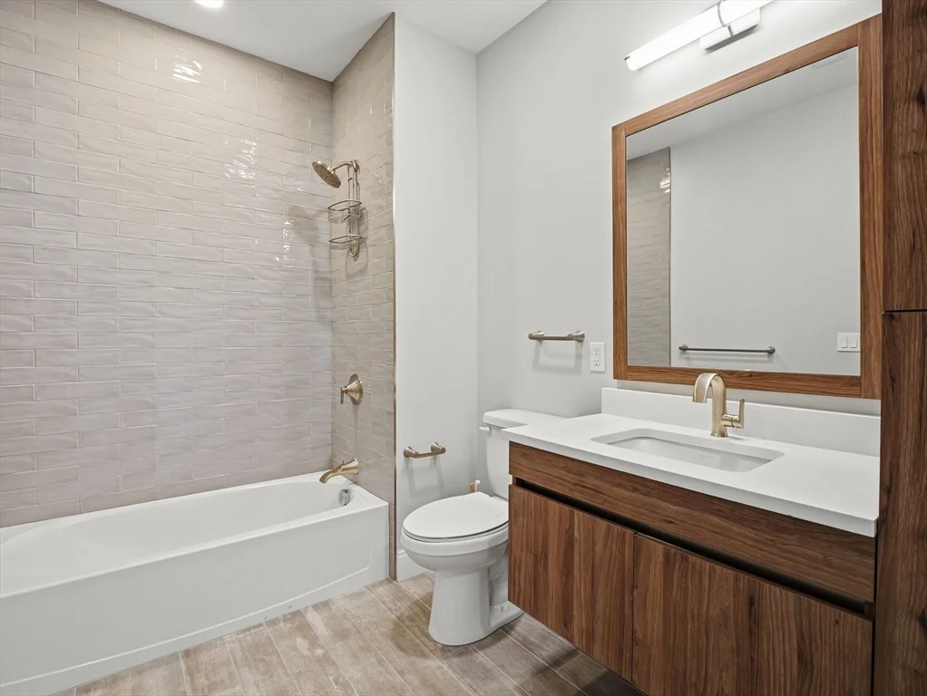 2 bed, 2 bath apartment for rent at 9 Central St Unit 304, Spring Hill — photo 12 of 25