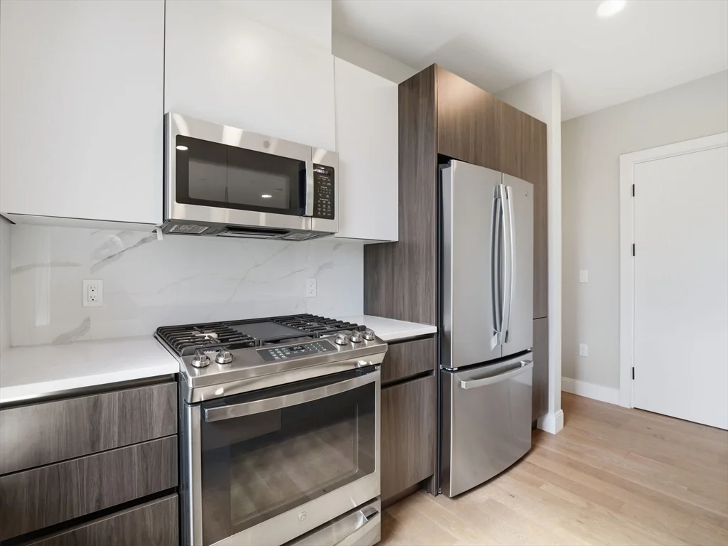 2 bed, 2 bath apartment for rent at 9 Central St Unit 304, Spring Hill