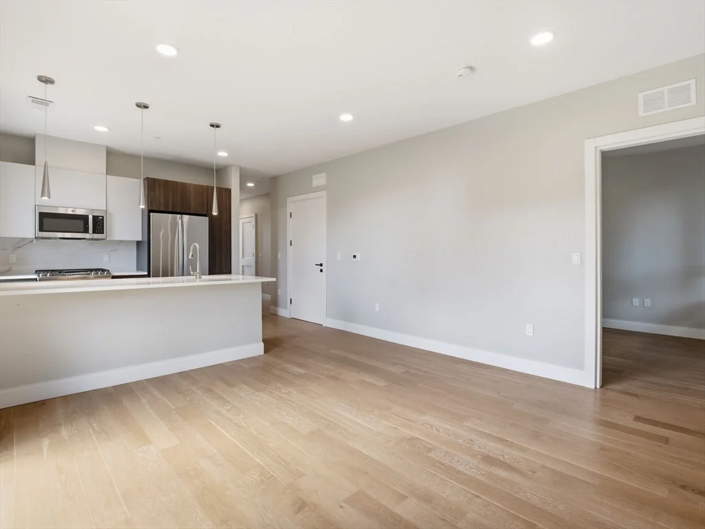 2 bed, 2 bath apartment for rent at 9 Central St Unit 304, Spring Hill — photo 14 of 25