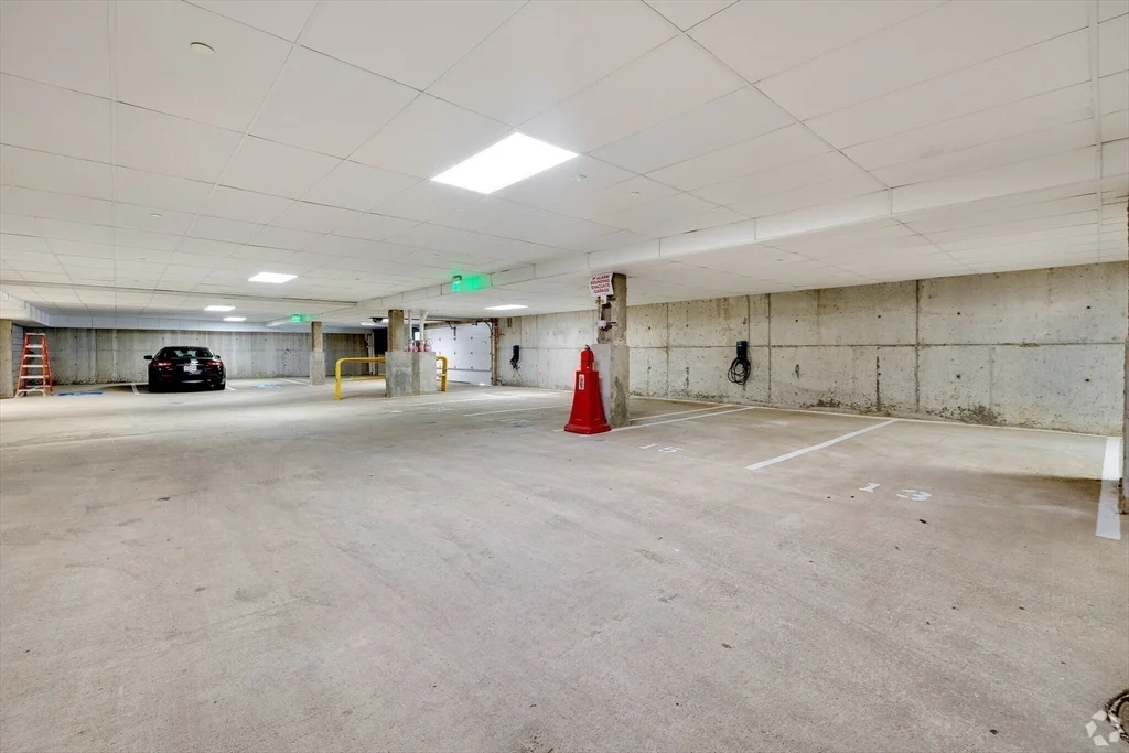 1 bed, 1 bath apartment for rent at 9 Central St Unit 305, Spring Hill — photo 22 of 23