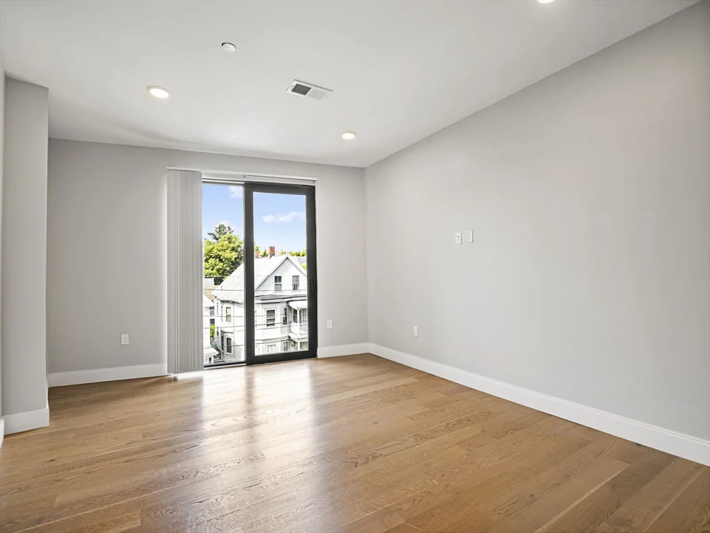 1 bed, 1 bath apartment for rent at 9 Central St Unit 307, Spring Hill — photo 9 of 32