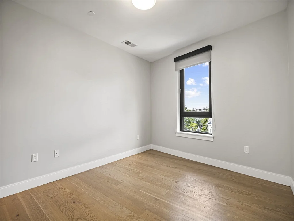 1 bed, 1 bath apartment for rent at 9 Central St Unit 307, Spring Hill — photo 10 of 32