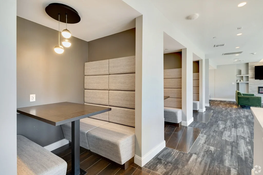 Studio bed, 1 bath apartment for rent at 9 Central St Unit 409, Spring Hill — photo 12 of 14
