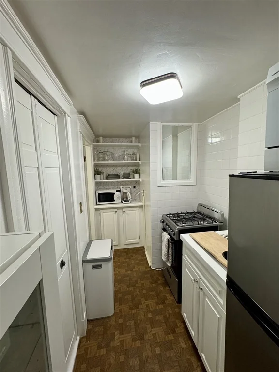 Studio bed, 1 bath apartment for rent at 9 Champney Pl Unit 1, Beacon Hill — photo 6 of 8
