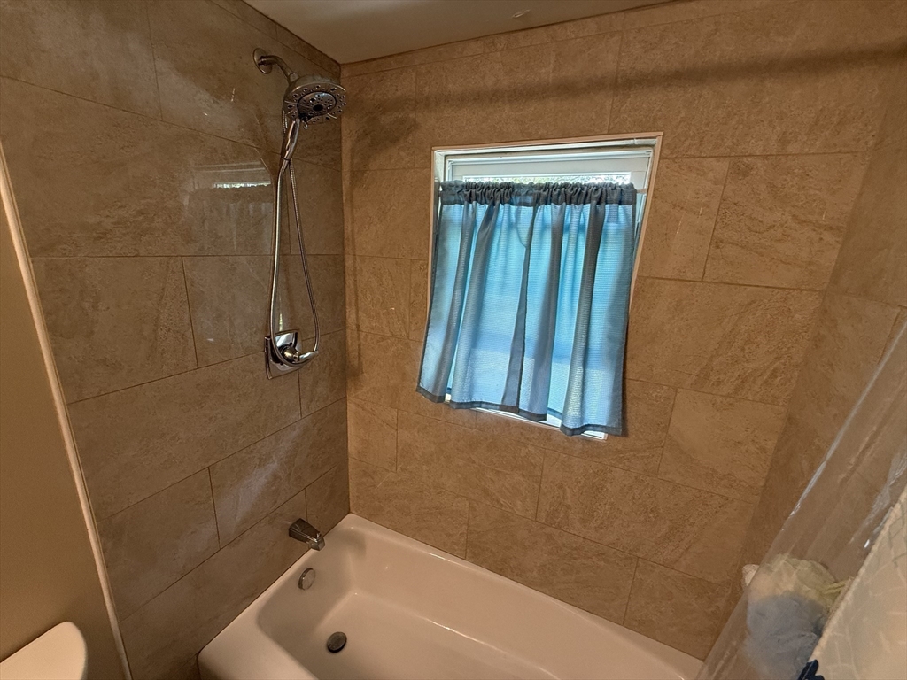 3 bed, 2 bath apartment for rent at 9 Charity Ln, Dedham — photo 9 of 17