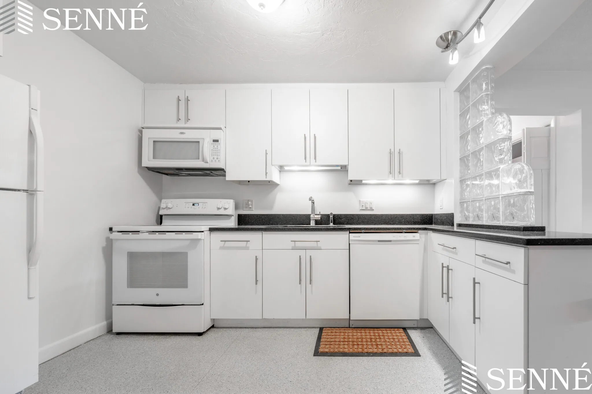 2 bed, 1 bath apartment for rent at 9 Chauncy St Unit 41, Neighborhood Nine — photo 6 of 16