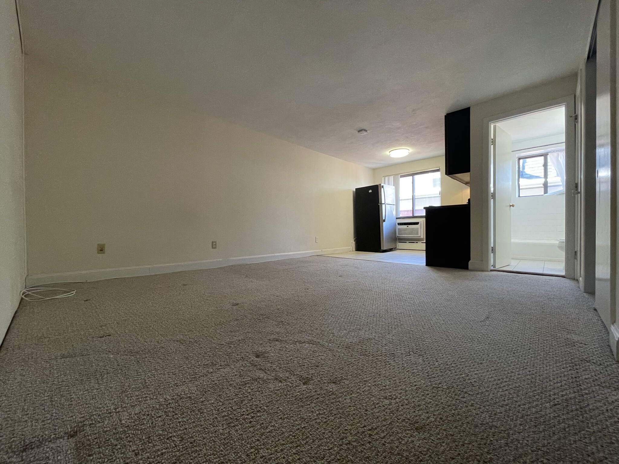 Studio bed, 1 bath apartment for rent at 9 Chester St Unit 36, North Cambridge — photo 4 of 6