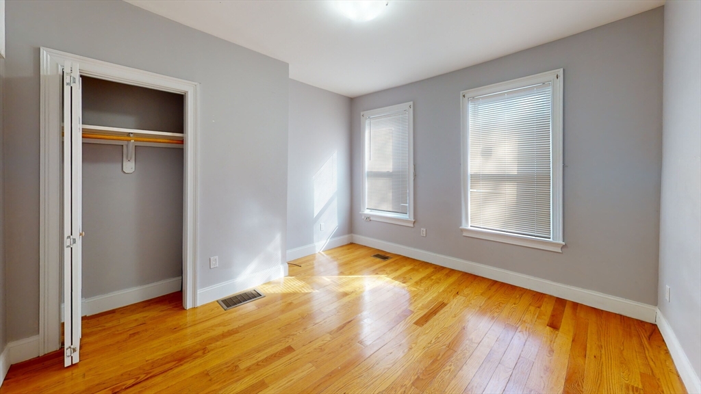 2 bed, 2 bath apartment for rent at 9 Chesterton St Unit 1, Roxbury — photo 4 of 10