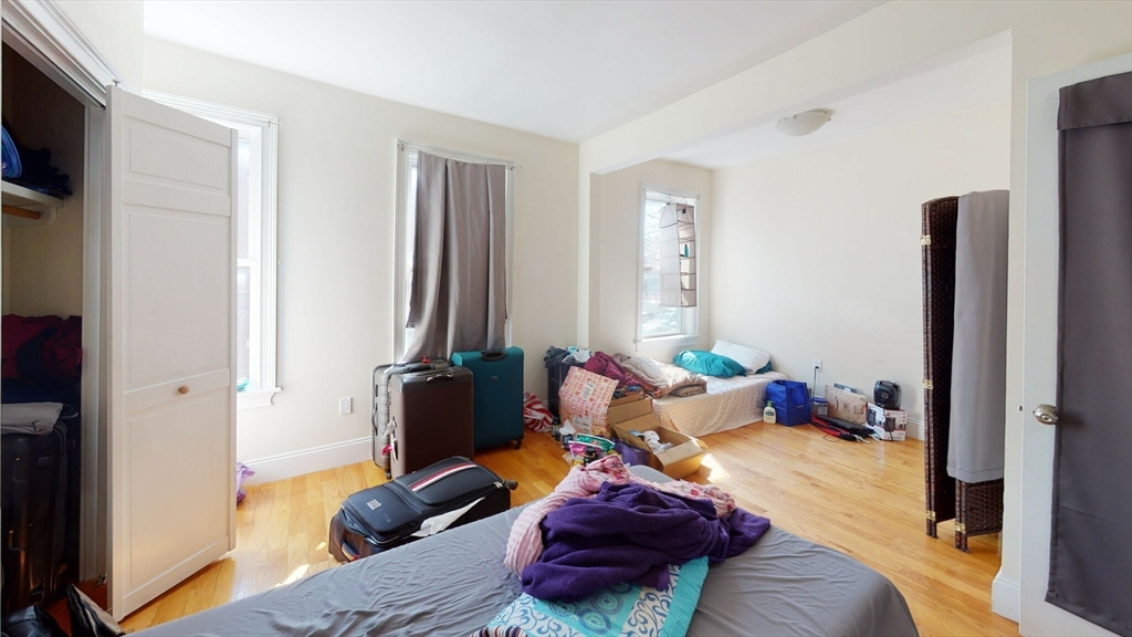 2 bed, 2 bath apartment for rent at 9 Chesterton St Unit 2, Roxbury — photo 6 of 10