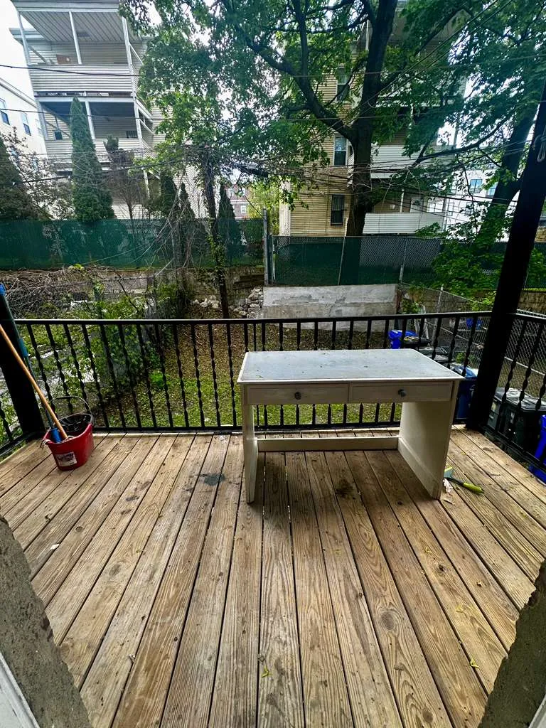 4 bed, 2 bath apartment for rent at 9 Chilcott Pl Unit 1, Jamaica Plain — photo 1 of 16