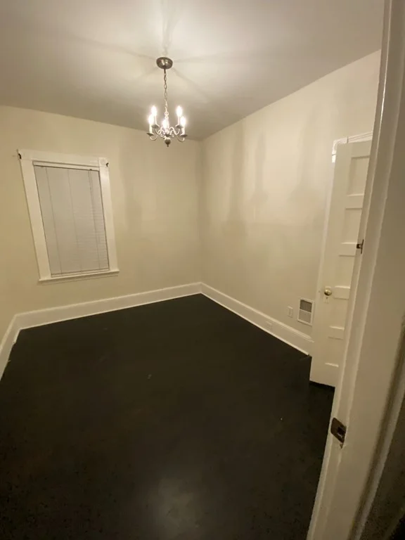 4 bed, 1 bath apartment for rent at 9 Chilcott Pl Unit 3, Jamaica Plain — photo 6 of 26