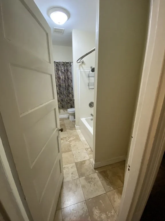 4 bed, 1 bath apartment for rent at 9 Chilcott Pl Unit 3, Jamaica Plain — photo 13 of 26