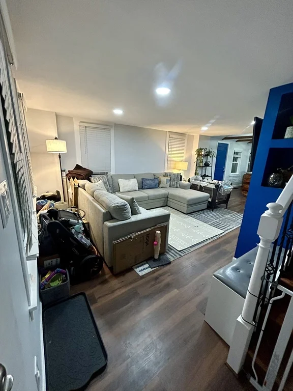 3 bed, 1 bath apartment for rent at 9 Church St Unit 9, Woburn — photo 2 of 23
