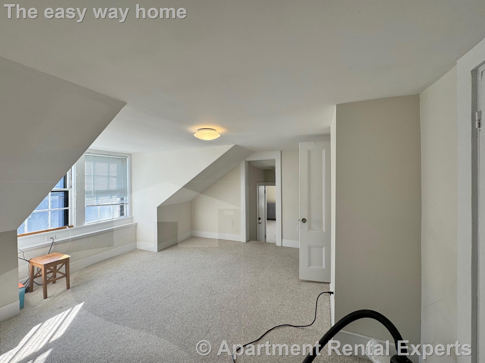 1 bed, 1 bath apartment for rent at 9 Clinton St Unit 3, Mid Cambridge — photo 3 of 14