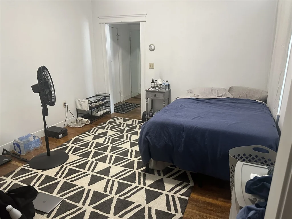 1 bed, 1 bath apartment for rent at 9 Colborne Rd Unit 11, Brighton — photo 2 of 16