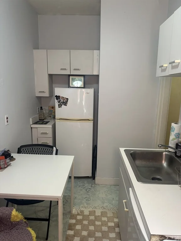 1 bed, 1 bath apartment for rent at 9 Colborne Rd Unit 11, Brighton — photo 5 of 16