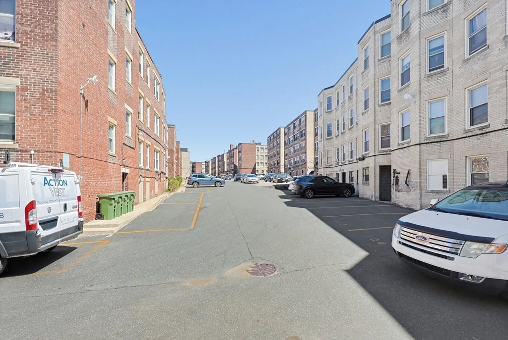 1 bed, 1 bath apartment for rent at 9 Colborne Rd Unit 11, Brighton — photo 15 of 16