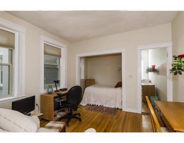 Studio bed, 1 bath apartment for rent at 9 Colborne Rd Unit 17, Brighton — photo 6 of 17
