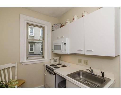 Studio bed, 1 bath apartment for rent at 9 Colborne Rd Unit 17, Brighton — photo 13 of 17