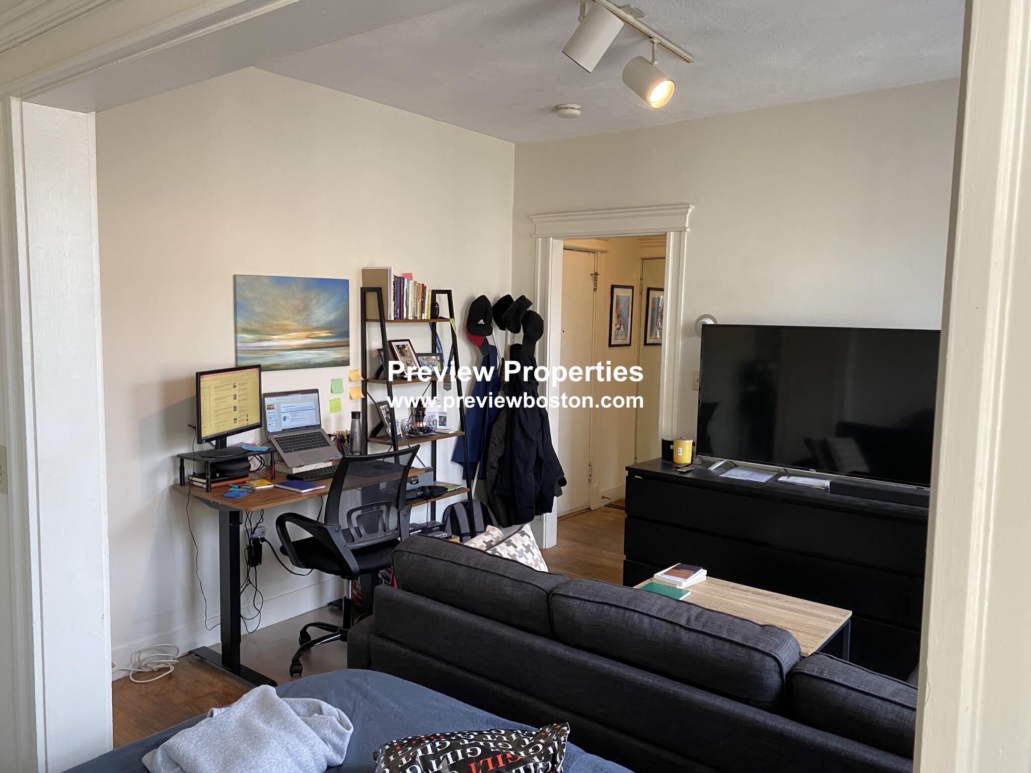 Studio bed, 1 bath apartment for rent at 9 Colborne Rd Unit 17P, Brighton — photo 23 of 30