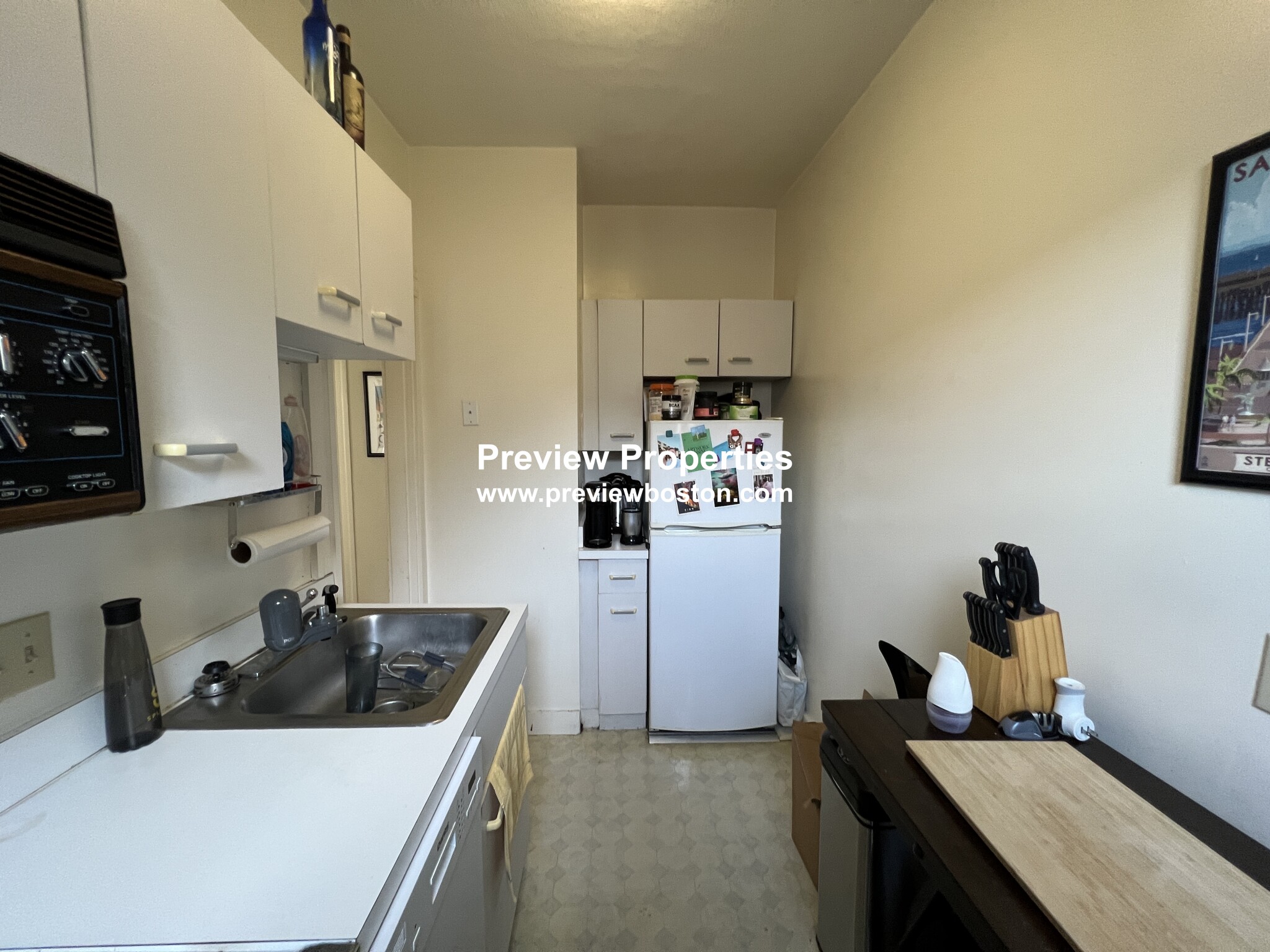 Studio bed, 1 bath apartment for rent at 9 Colborne Rd Unit 17P, Brighton — photo 14 of 30