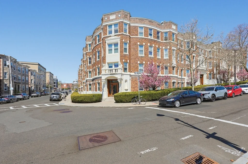 1 bed, 1 bath apartment for rent at 9 Colborne Rd Unit 2, Brighton — photo 16 of 17
