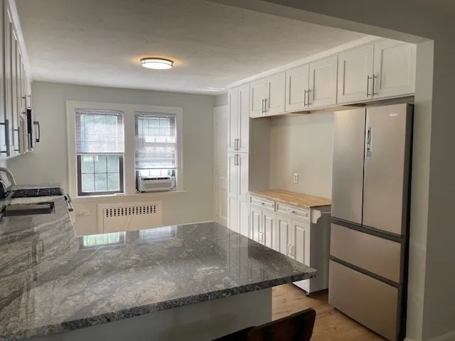 2 bed, 1 bath apartment for rent at 9 Common St Unit 1, Quincy — photo 3 of 16