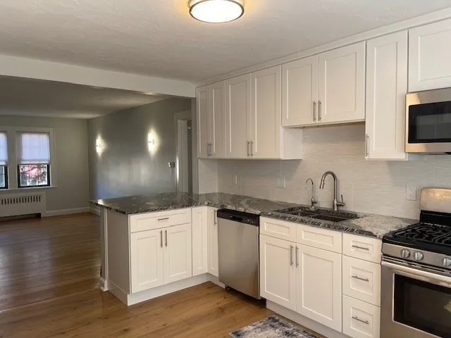 2 bed, 1 bath apartment for rent at 9 Common St Unit 1, Quincy — photo 4 of 16