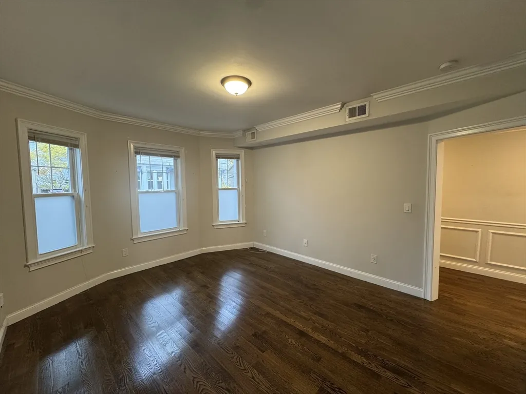 2 bed, 1 bath apartment for rent at 9 Cornwall St Unit 1, Jamaica Plain — photo 5 of 22