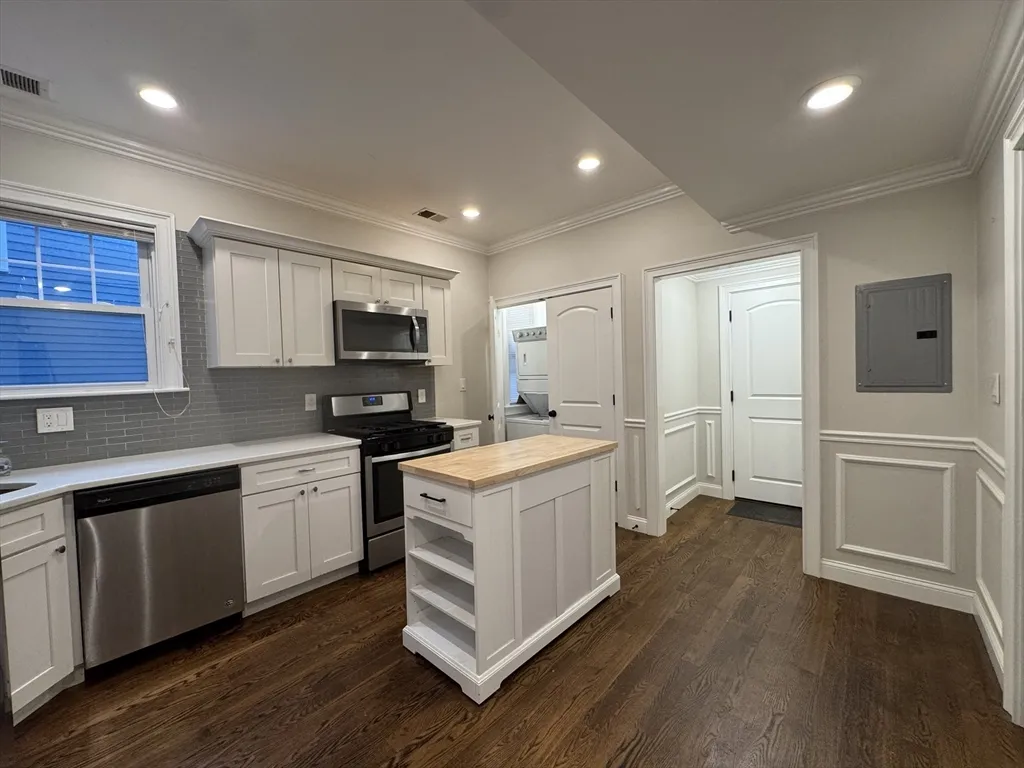 2 bed, 1 bath apartment for rent at 9 Cornwall St Unit 1, Jamaica Plain — photo 12 of 22