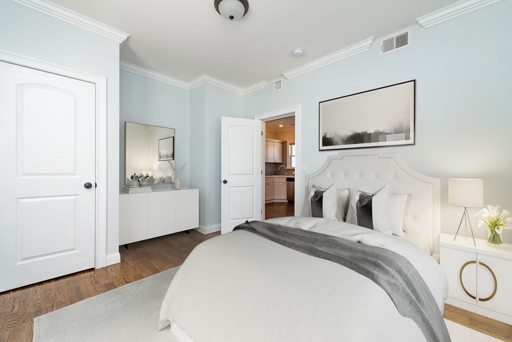 3 bed, 1 bath apartment for rent at 9 Cornwall St Unit 2, Jamaica Plain — photo 7 of 19
