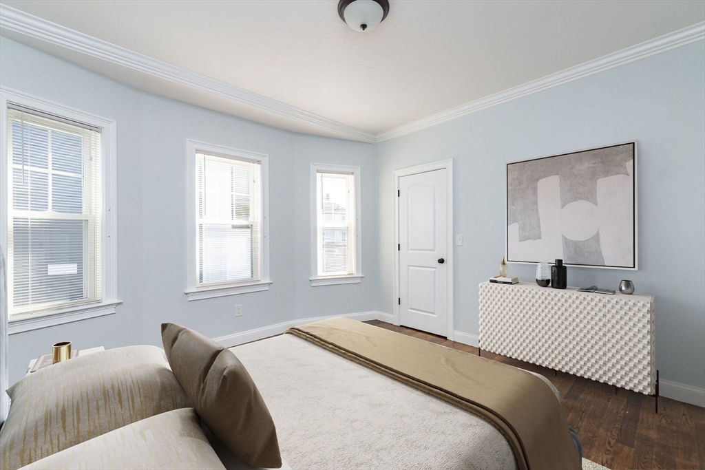 3 bed, 1 bath apartment for rent at 9 Cornwall St Unit 2, Jamaica Plain — photo 6 of 19