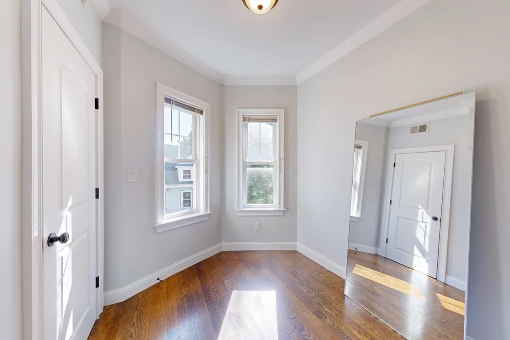 3 bed, 1 bath apartment for rent at 9 Cornwall St Unit 3, Jamaica Plain — photo 15 of 20