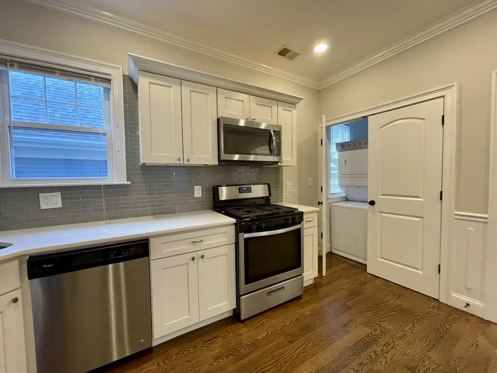 3 bed, 1 bath apartment for rent at 9 Cornwall St Unit B, Jamaica Plain — photo 5 of 21