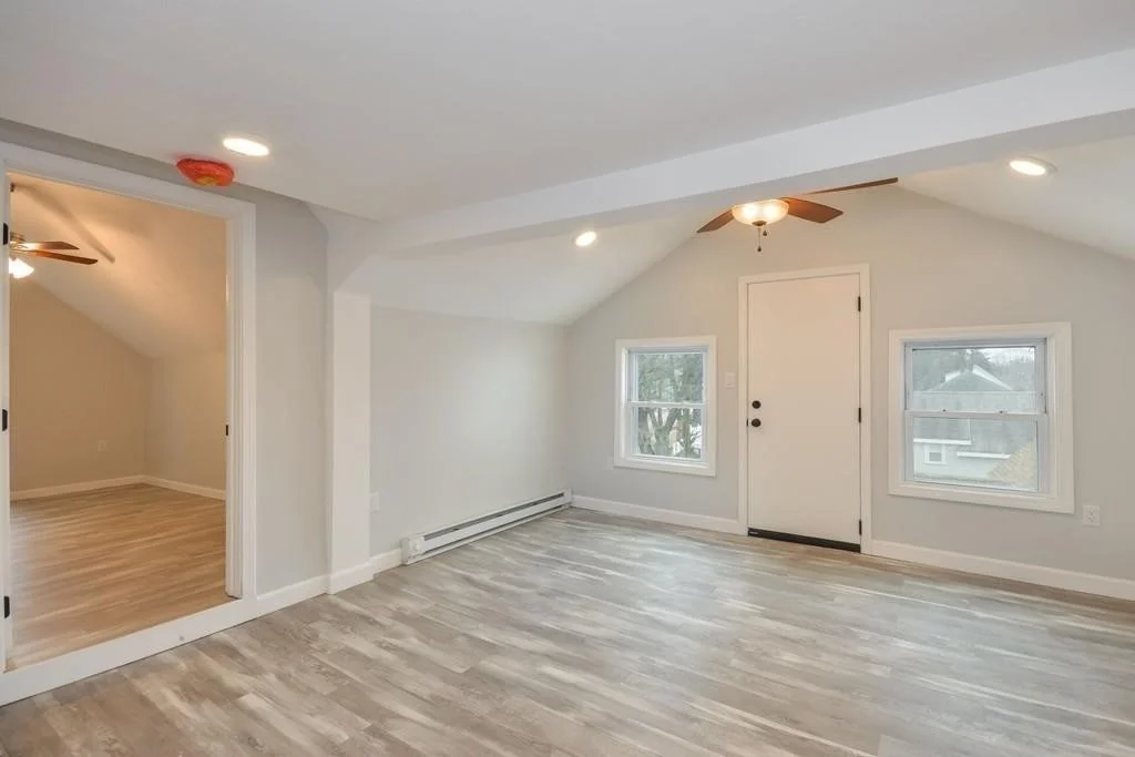 2 bed, 1 bath apartment for rent at 9 Cottage Ct Unit 3, Middleboro — photo 4 of 6