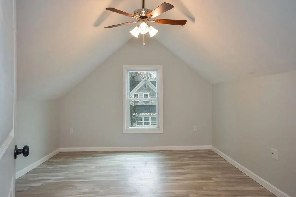2 bed, 1 bath apartment for rent at 9 Cottage Ct Unit 3, Middleboro — photo 2 of 6
