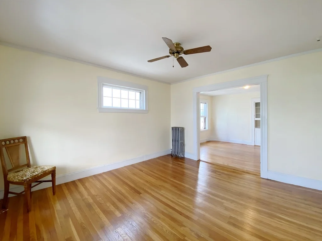 3 bed, 1 bath apartment for rent at 9 Crest Hill Rd Unit 2, Ten Hills — photo 9 of 18