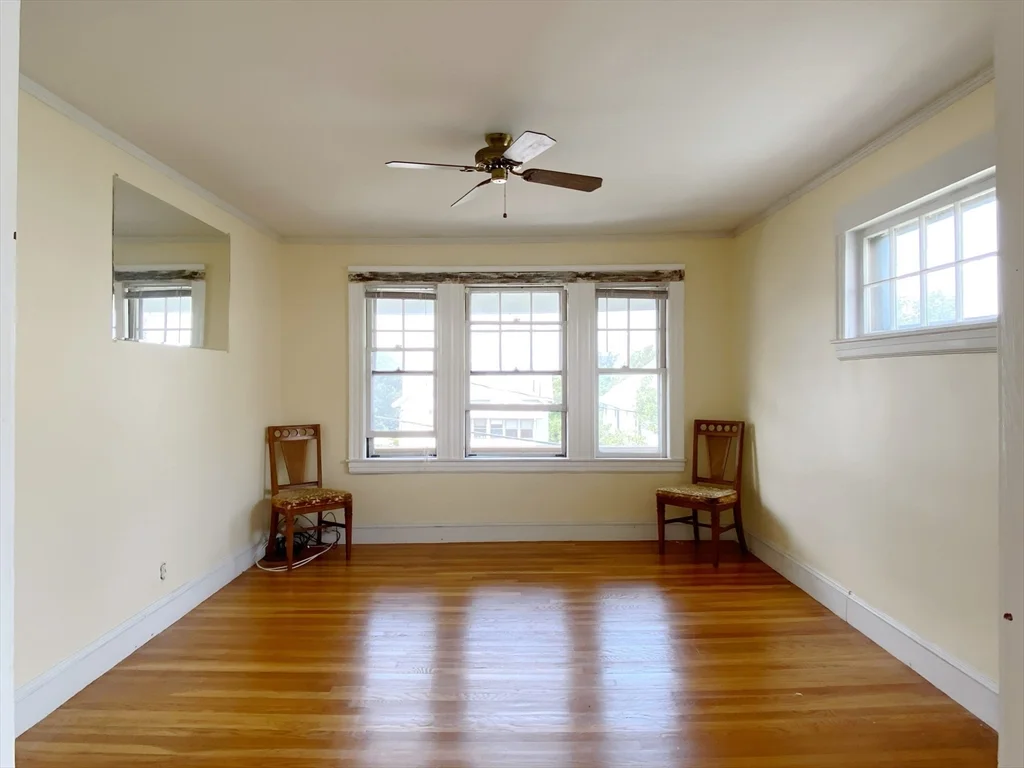 3 bed, 1 bath apartment for rent at 9 Crest Hill Rd Unit 2, Ten Hills — photo 10 of 18