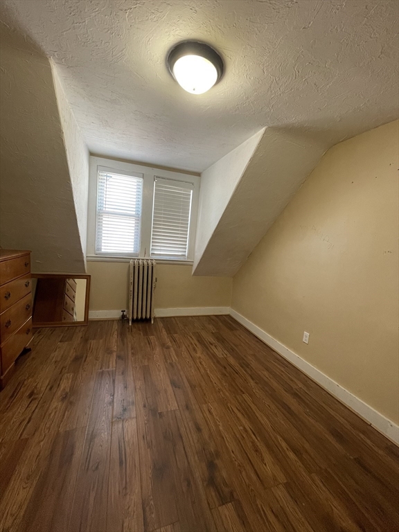 5 bed, 2 bath apartment for rent at 9 Cushing St Unit 2, Salem — photo 12 of 16