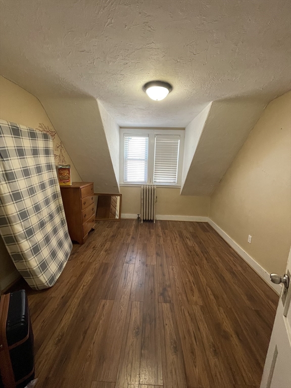 5 bed, 2 bath apartment for rent at 9 Cushing St Unit 2, Salem — photo 13 of 16