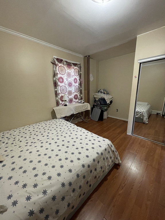 5 bed, 2 bath apartment for rent at 9 Cushing St Unit 2, Salem — photo 8 of 16