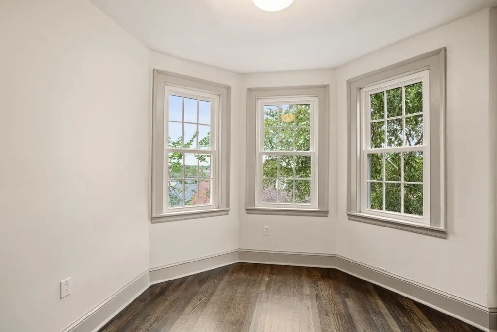 2 bed, 1 bath apartment for rent at 9 Dana St Unit 33, Mid-Cambridge — photo 10 of 15