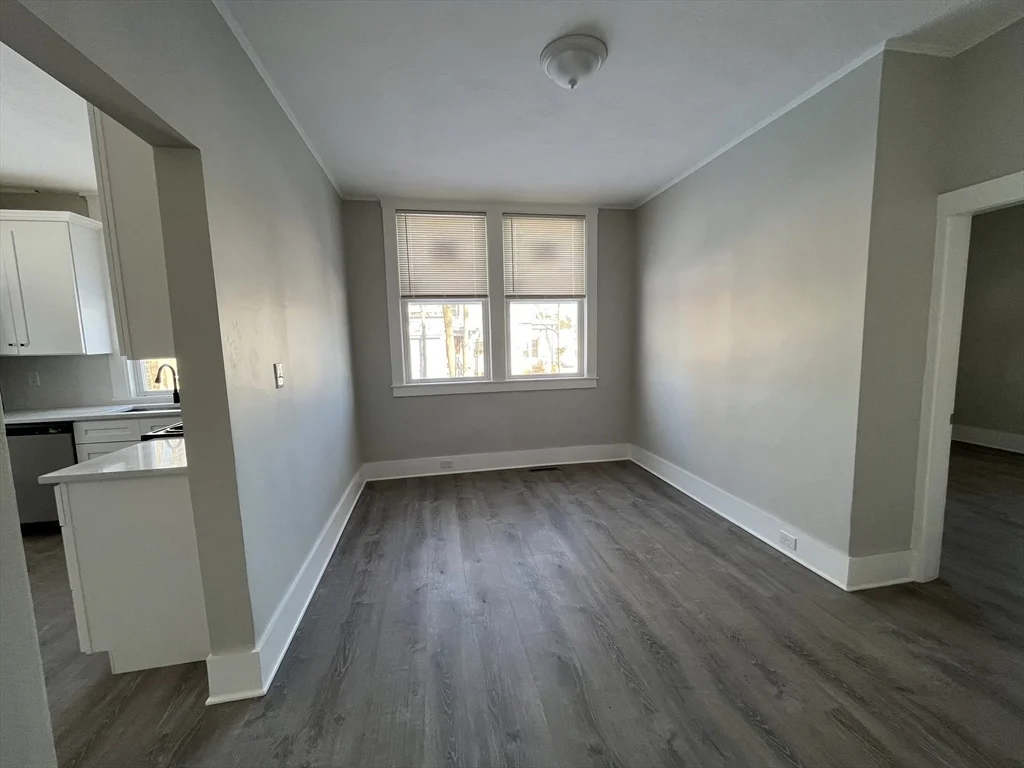 1 bed, 1 bath apartment for rent at 9 Dartmouth St Unit B, Maynard — photo 3 of 5